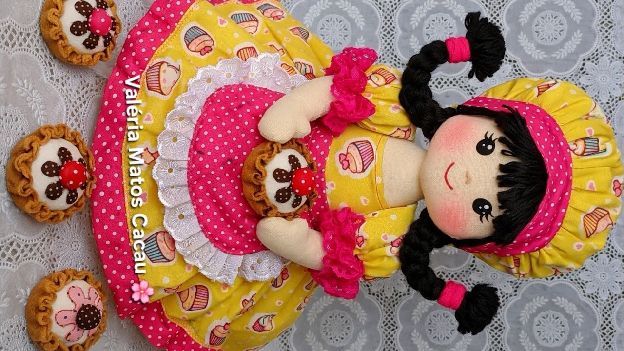 Boneca bombom no pote
