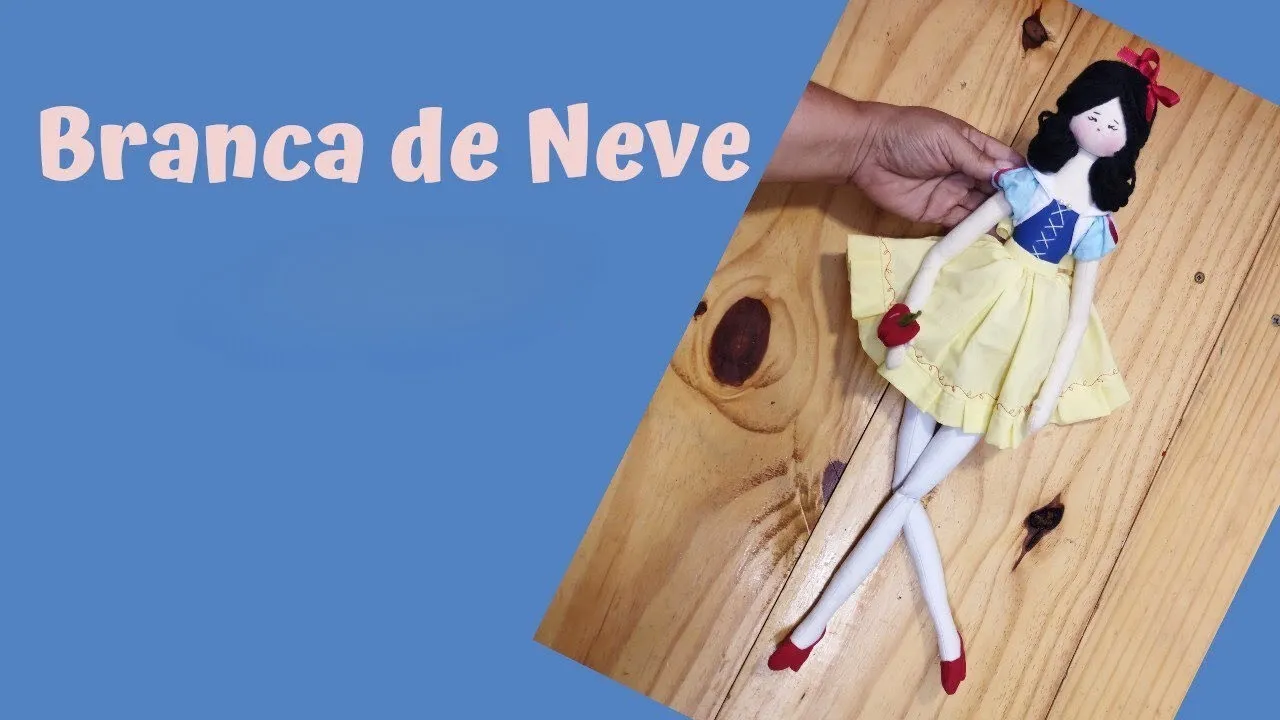Boneca de pano Branca de Neve