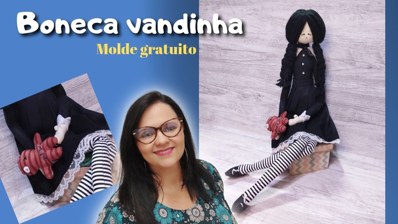 Boneca de pano personalizada inspirada na Wandinha