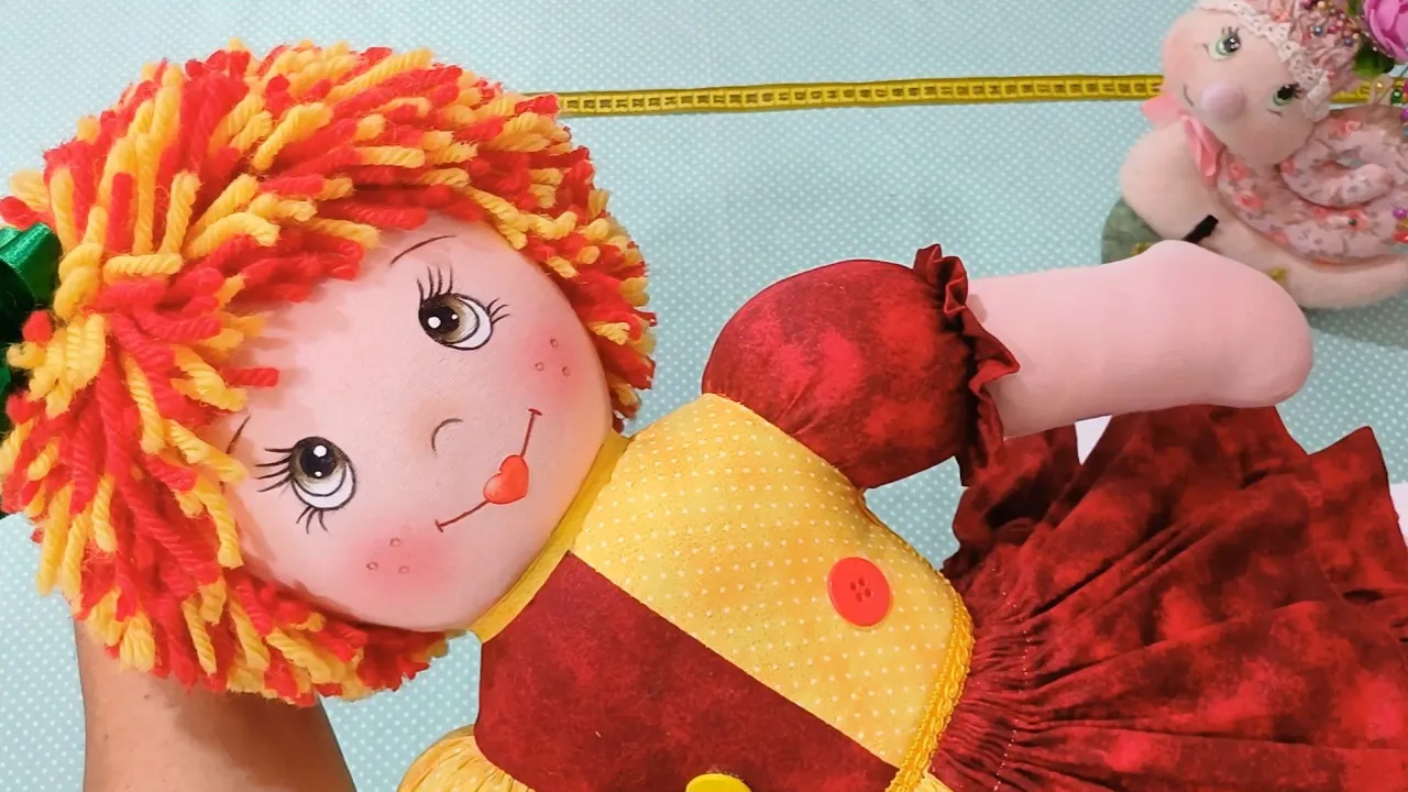 Boneca embutida Emília linda, fácil e lucrativa