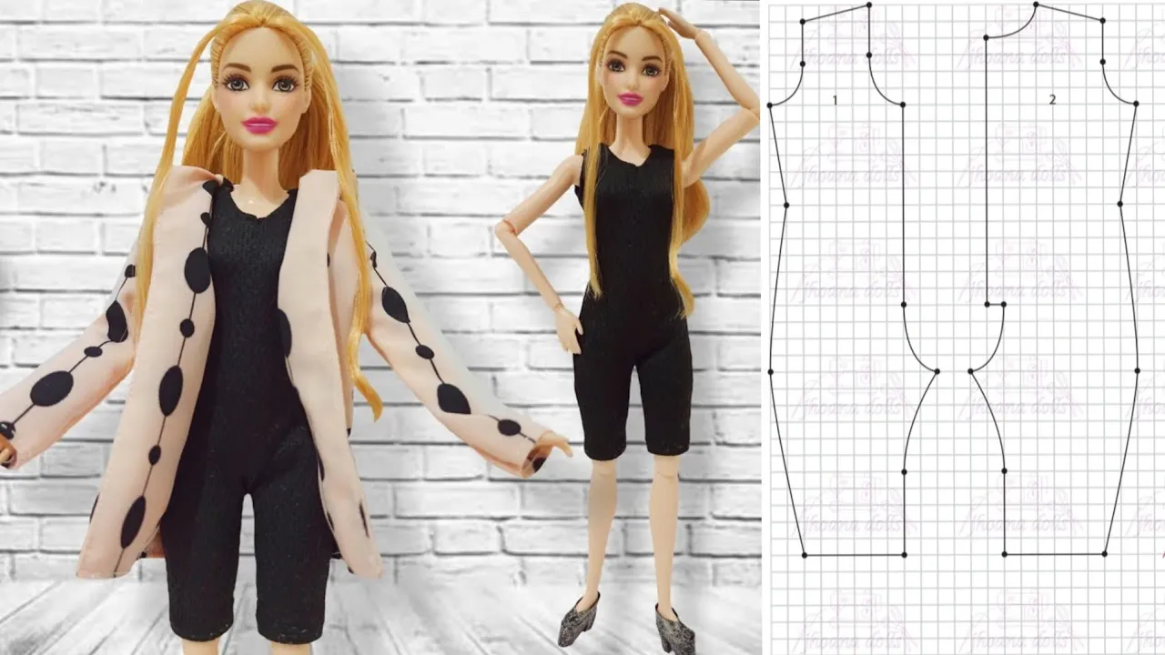 Casaco com capuz e macacão para Barbie