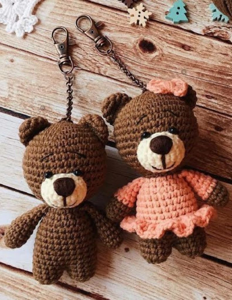 Chaveiro de casal de ursinhos de amigurumi - molde parte 2