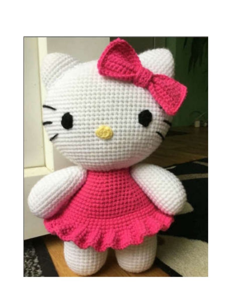 Hello Kitty de crochê com saia rosa - molde parte 1