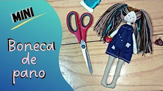 Mini boneca de pano