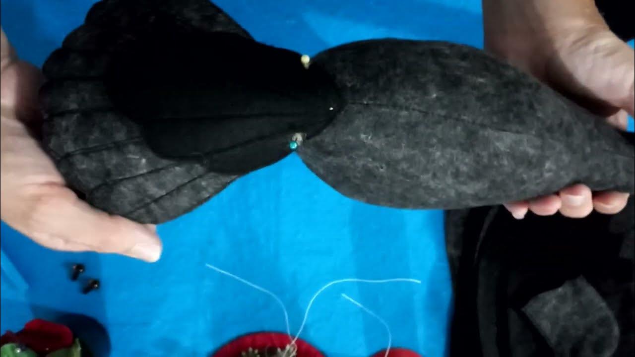 Urubu de feltro 3D