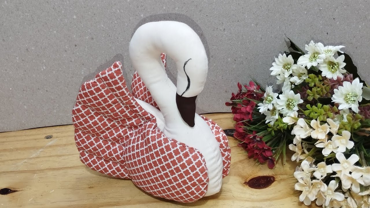 Cisne de tecido super rápido de fazer