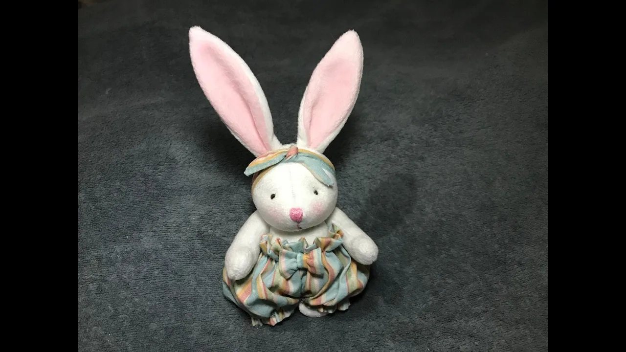 Coelhinha Lina de 14 cm