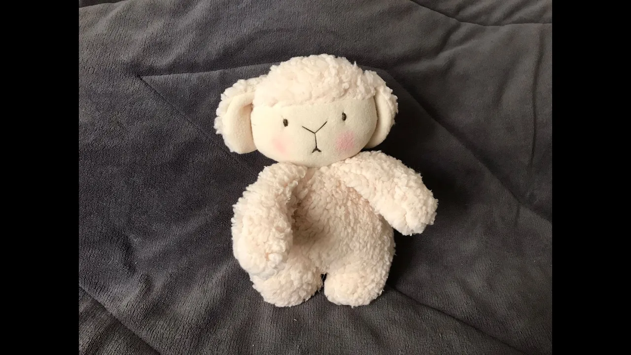 Ovelhinha naninha Lalá para bebê