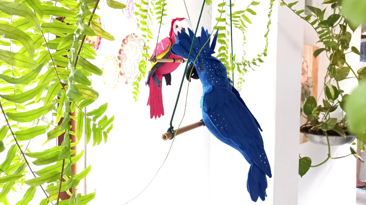 Pássaro cacatua azul de feltro 3D
